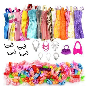 32 Ürün / Set Bebek Aksesuarları = 10 Mix Moda Sevimli Elbise+ 4 Gözlük+ 6 Kolye+2 Çanta+ 10 Ayakkabı Elbise Barbie İçin Giysi Hediye