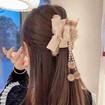 Peluş Püskül saç tokası Taklit Kürk Saç Pençeleri Yengeç Kelepçeleri Sonbahar Kış Şeker Renk Firkete Barrette Moda Kadın saç aksesuarları