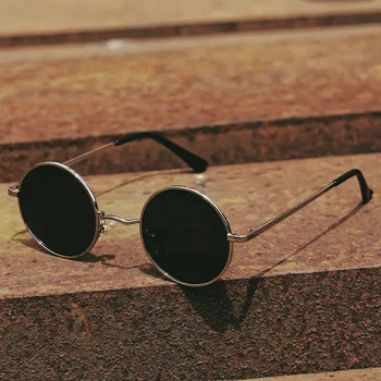 Retro Metal Özel Güneş Gözlüğü Tonları Kadınlar için Vintage Alaşım Yuvarlak Gözlük Erkekler için Lüks Tasarımcı Gafas De Sol Punk Gözlük