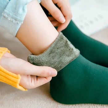 Yeni Kadife Kadın Kış sıcak Kalınlaşmak Termal Çorap Yumuşak Rahat Düz Renk Çorap Yün Kaşmir Ev Kar Botları Kat Çorap 1 Çift